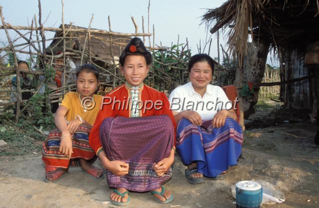 laos 19.JPG - Femmes Laos sungs, Bokeo province, Nord Laos